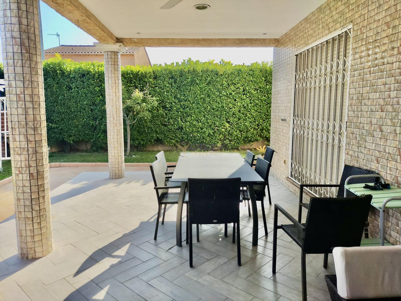 Villa - 270 m² - 7 pièces