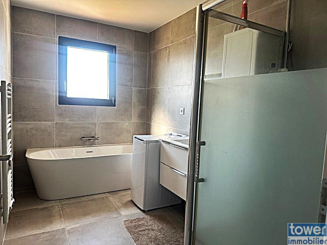 Maison - 144 m² - 5 pièces