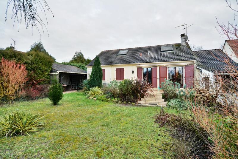 Maison - 96 m² - 5 pièces