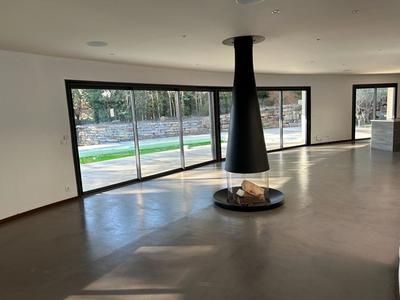 Villa - 394 m² - 11 pièces