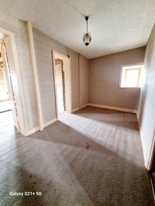 Maison de village - 250 m² - 10 pièces