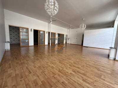 Local commercial - 112 m²