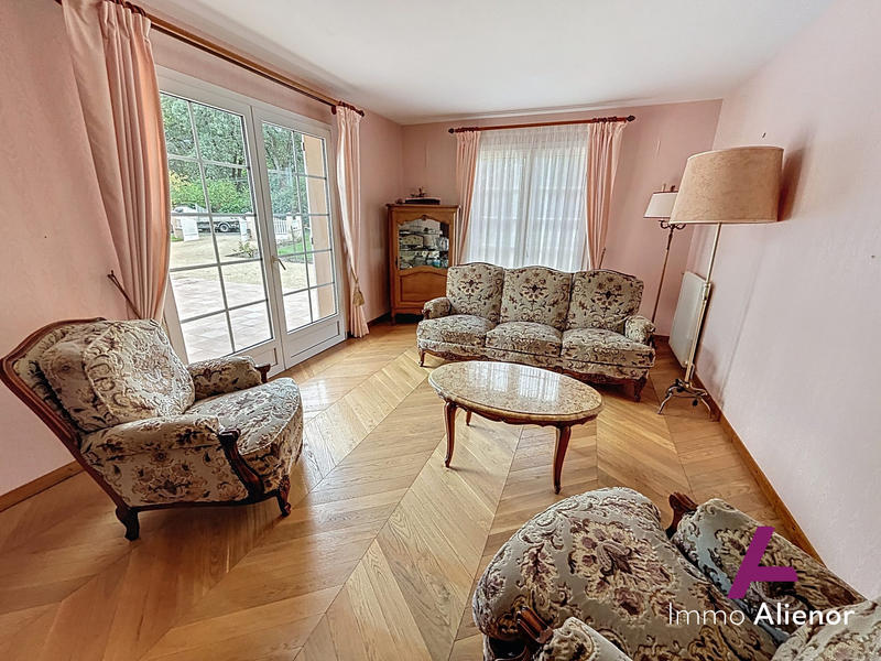 Maison - 165 m² - 6 pièces