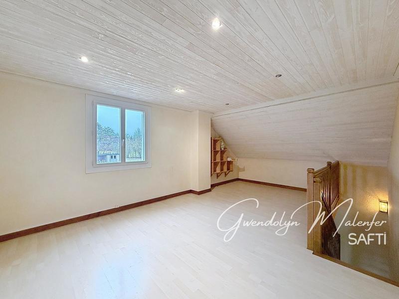 Maison - 184 m² - 6 pièces