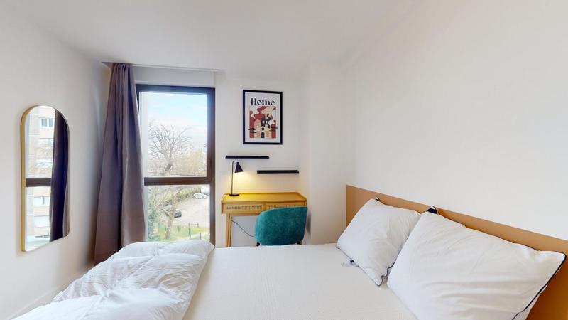 Appartement - 99 m² - 6 pièces