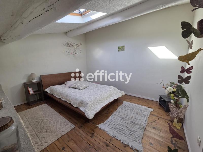 Maison - 160 m² - 5 pièces