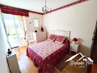 Maison - 155 m² - 8 pièces