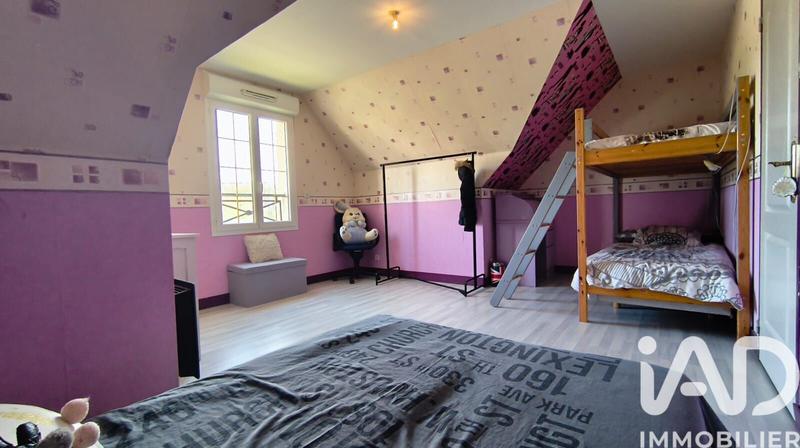 Maison - 200 m² - 9 pièces