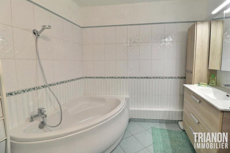 Appartement - 103 m² - 5 pièces