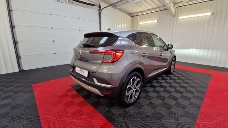 Renault Captur Intens E-Tech Plug-in 160