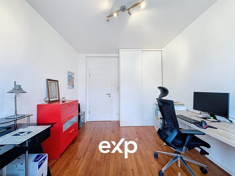 Appartement - 92 m² - 4 pièces