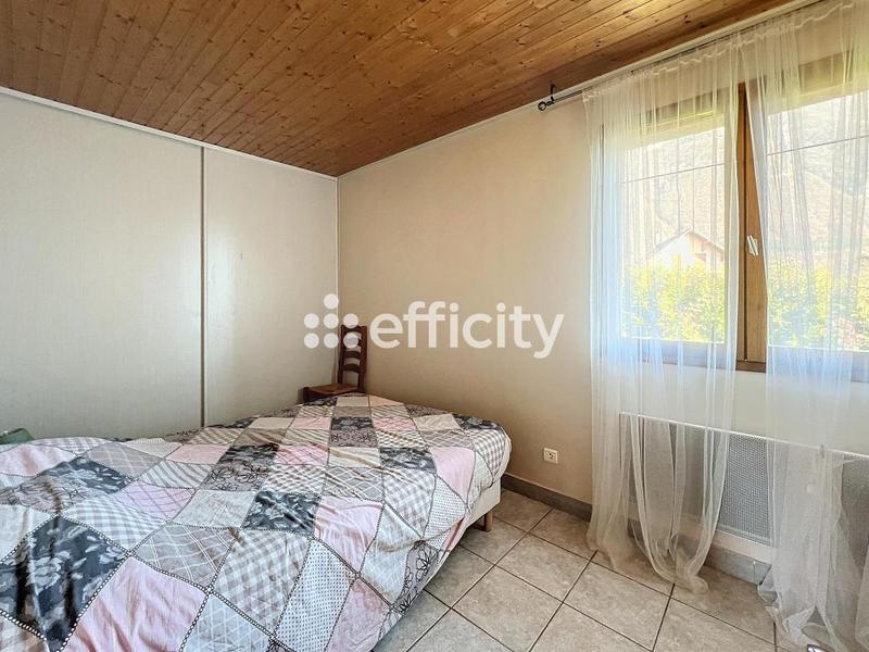 Appartement - 77 m² - 4 pièces