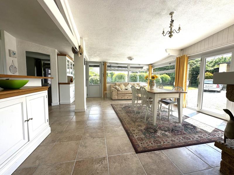 Maison traditionnelle - 156 m² - 6 pièces