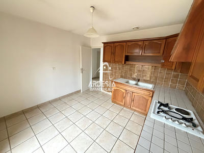 Maison - 104 m² - 4 pièces