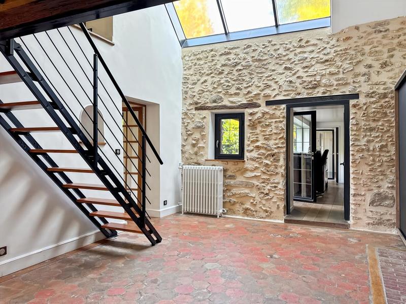 Maison - 200 m² - 6 pièces