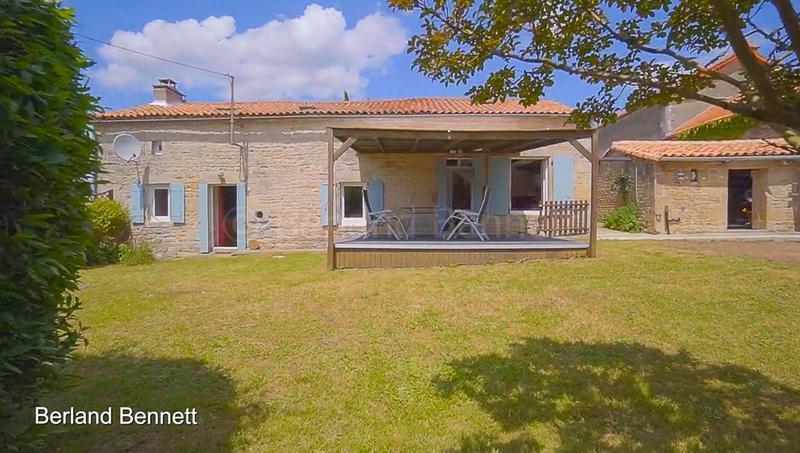 Maison en pierre - 133 m² - 6 pièces