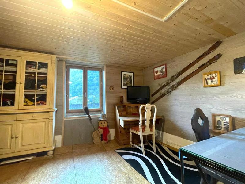 Maison de village - 100 m² - 4 pièces