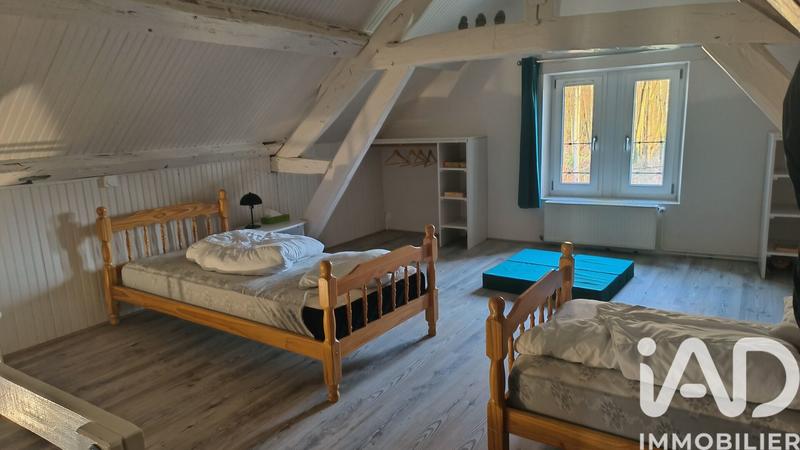 Maison - 470 m² - 8 pièces