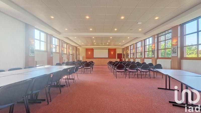 Château - 900 m² - 32 pièces