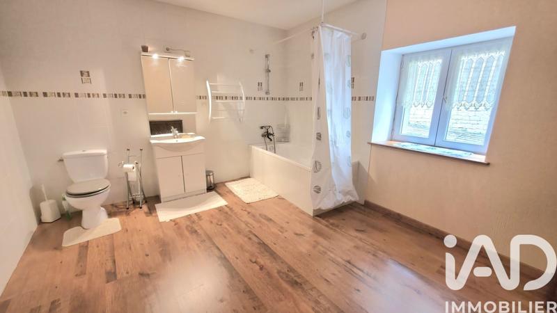 Maison - 159 m² - 6 pièces