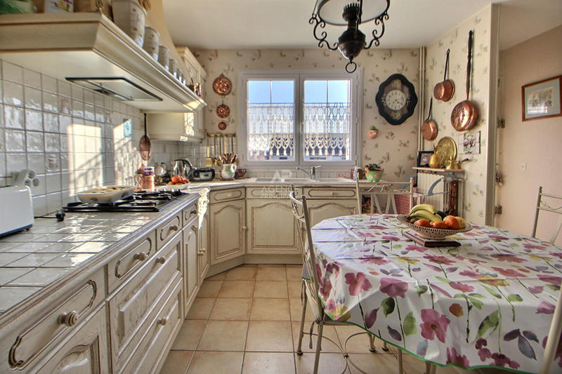 Maison - 139 m² - 7 pièces