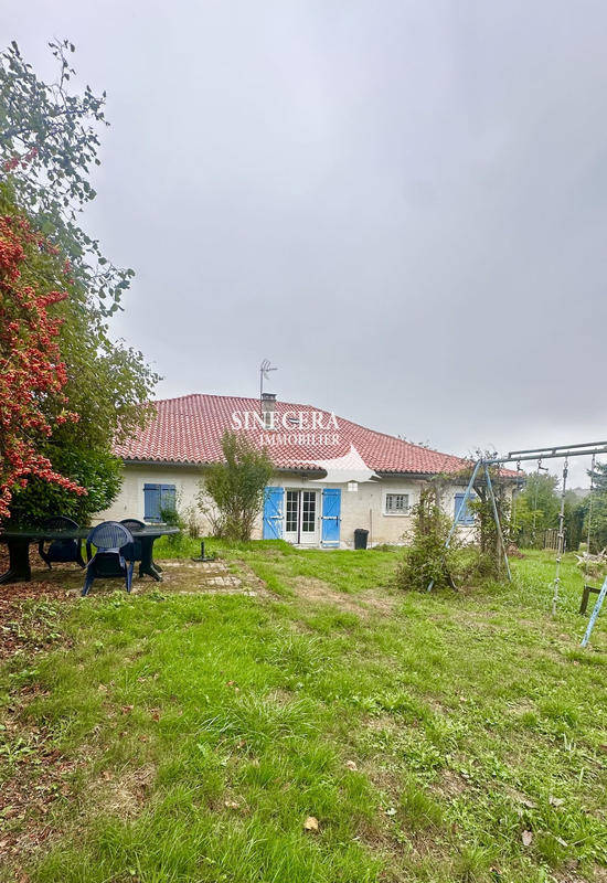 Maison - 110 m² - 5 pièces