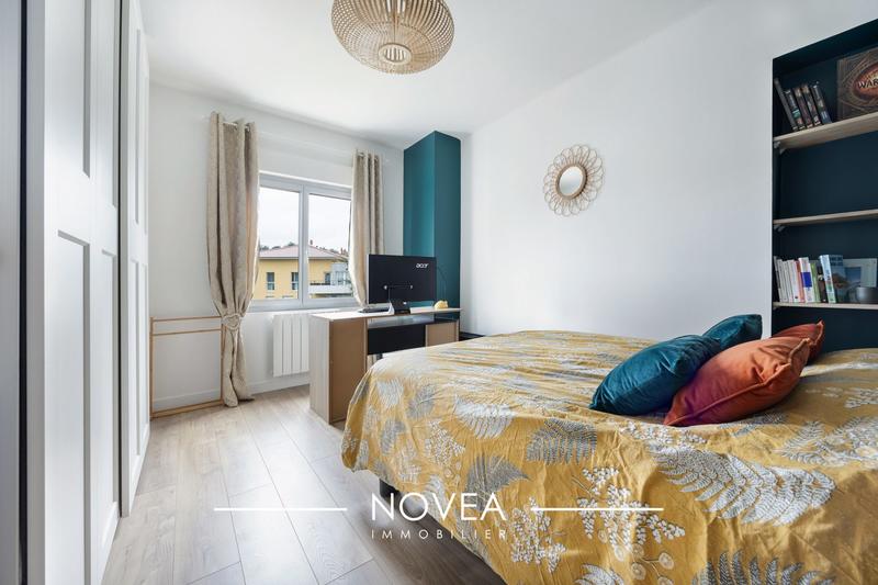 Appartement - 90 m² - 4 pièces