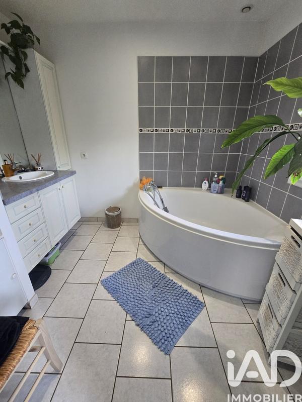 Maison de village - 142 m² - 7 pièces