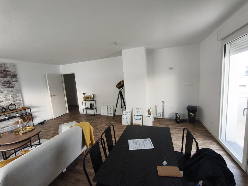 Appartement - 84 m² - 4 pièces