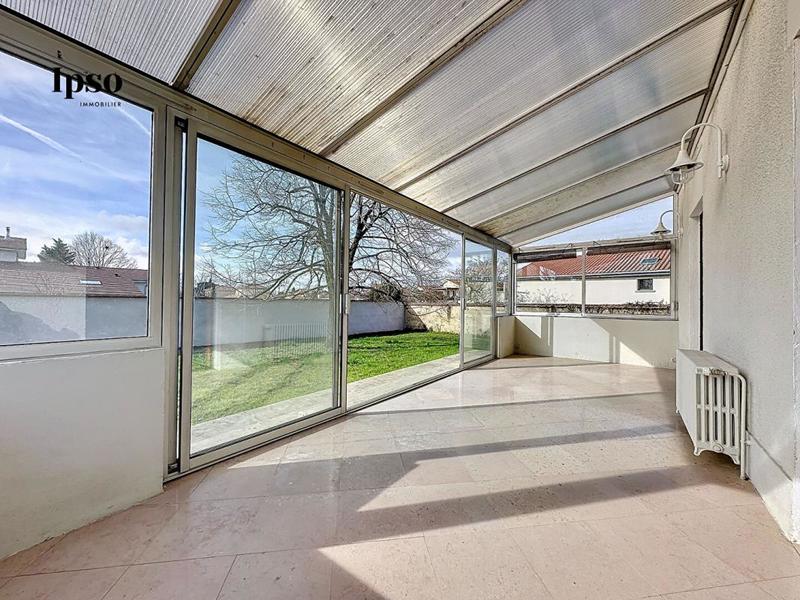 Propriété - 177 m² - 7 pièces