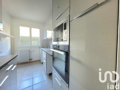 Appartement - 82 m² - 3 pièces