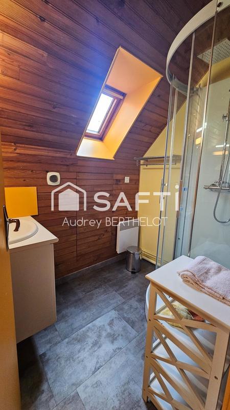 Maison - 380 m² - 15 pièces