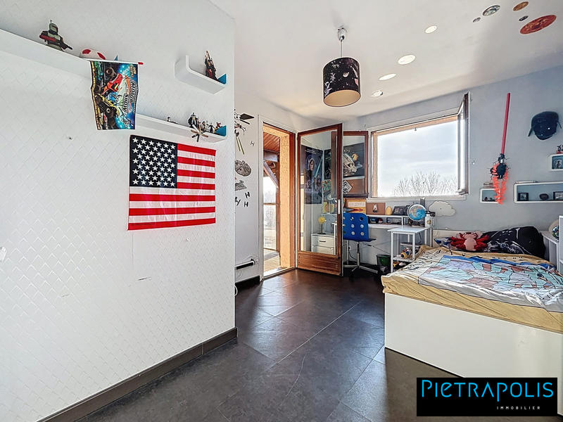 Maison traditionnelle - 150 m² - 7 pièces