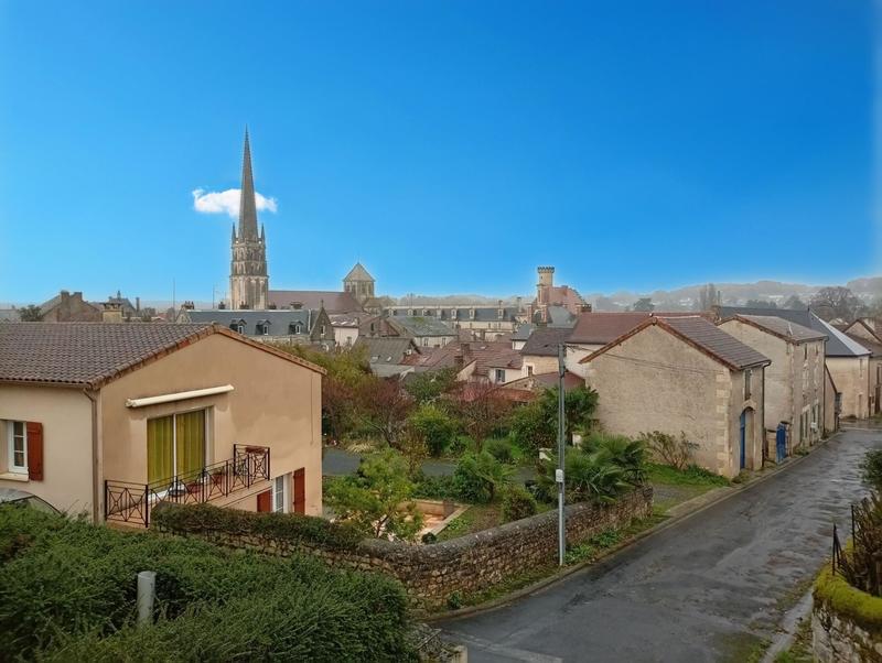 Maison - 175 m² - 6 pièces