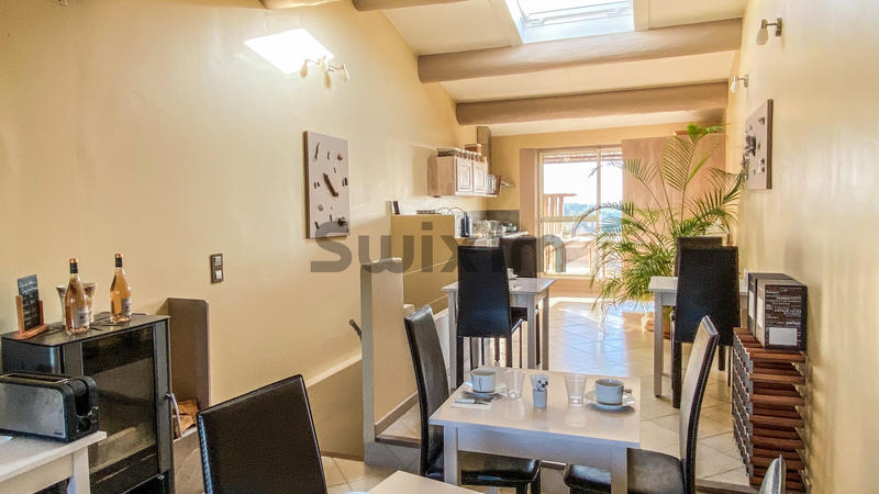 Maison de village - 212 m² - 9 pièces