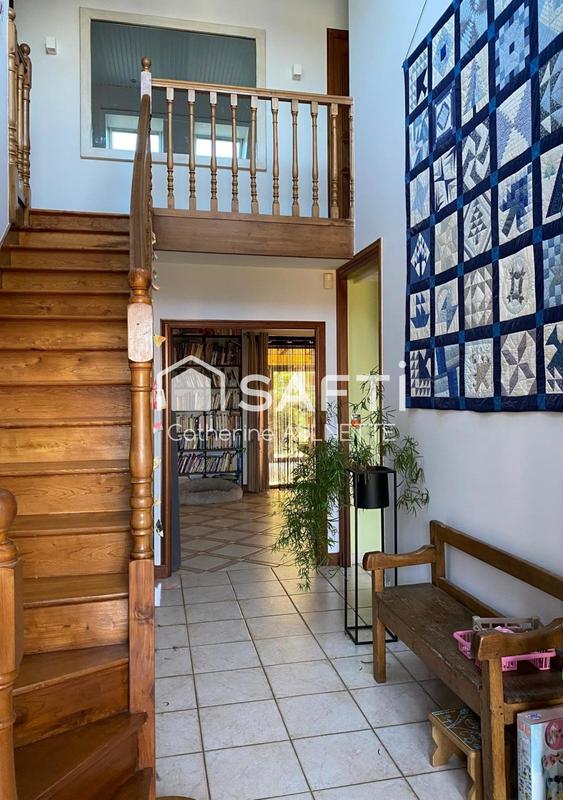 Maison - 143 m² - 6 pièces