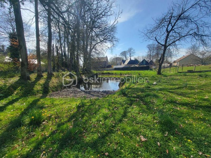 Propriété - 227 m² - 12 pièces