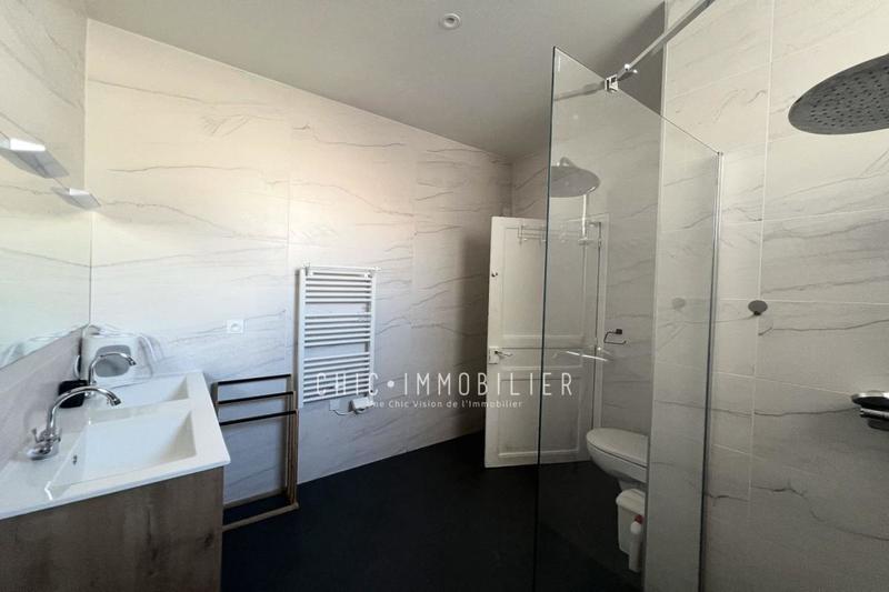 Appartement - 115 m² - 5 pièces