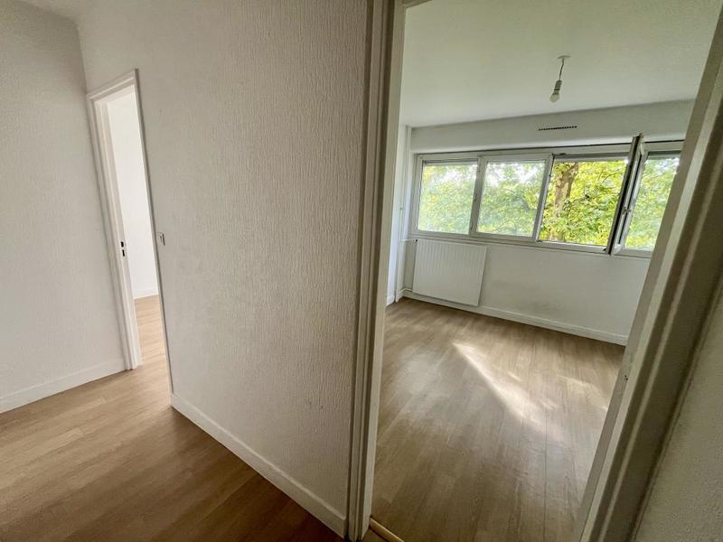 Appartement ancien - 74 m² - 4 pièces