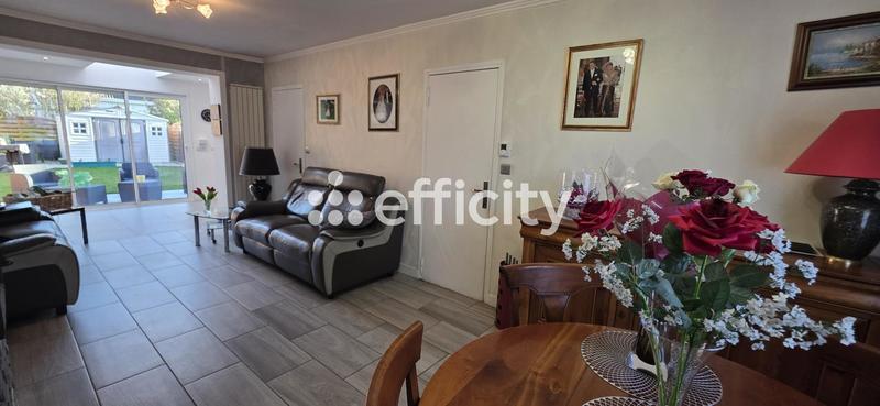 Maison - 100 m² - 6 pièces