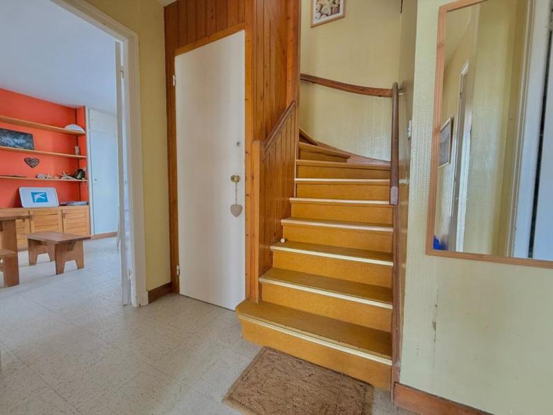 Villa - 177 m² - 9 pièces