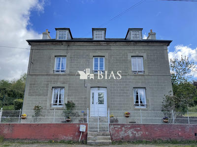 Maison - 141 m² - 6 pièces