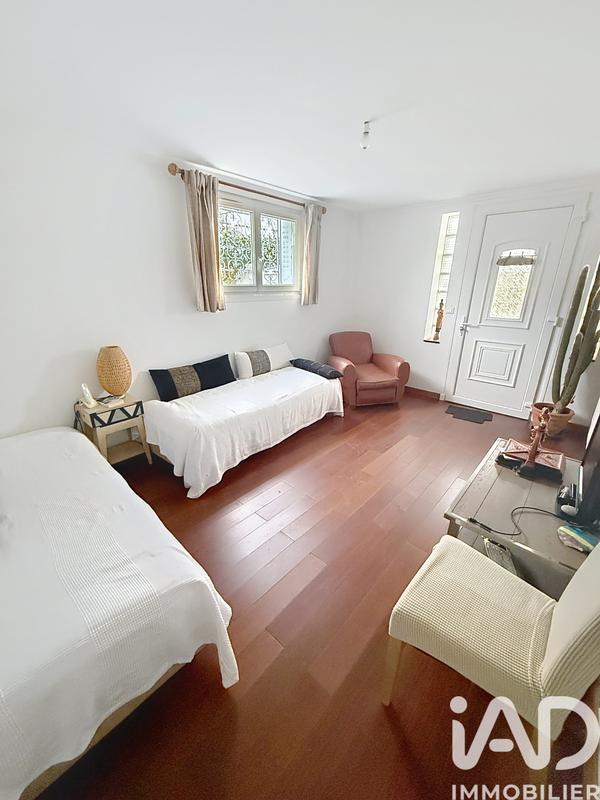 Maison - 161 m² - 8 pièces