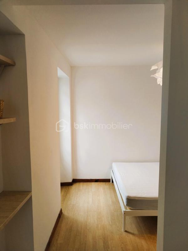 Immeuble - 170 m² - 6 pièces