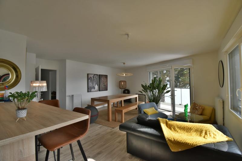 Appartement - 81 m² - 4 pièces