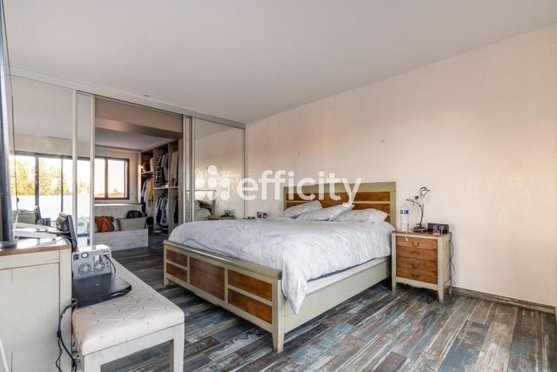 Villa - 344 m² - 7 pièces