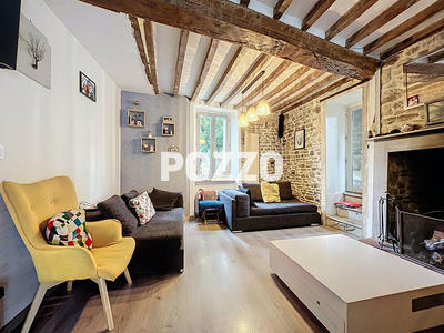 Maison - 180 m² - 9 pièces