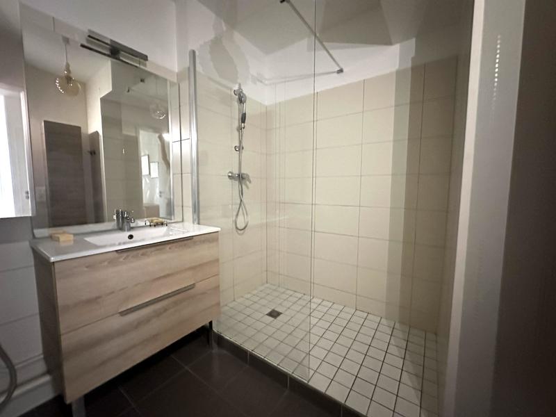 Appartement - 88 m² - 5 pièces