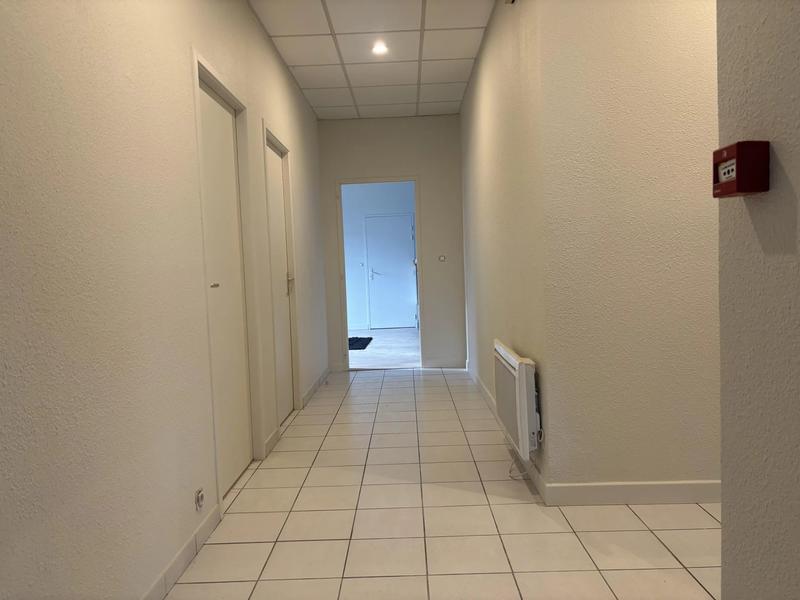 Local d'activités - 12 m² - 1 pièce