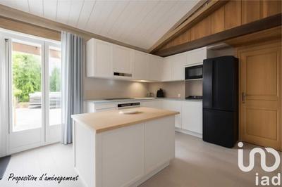 Maison - 196 m² - 5 pièces